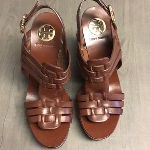 Worm once Tory Burch sandals 4.5 heel